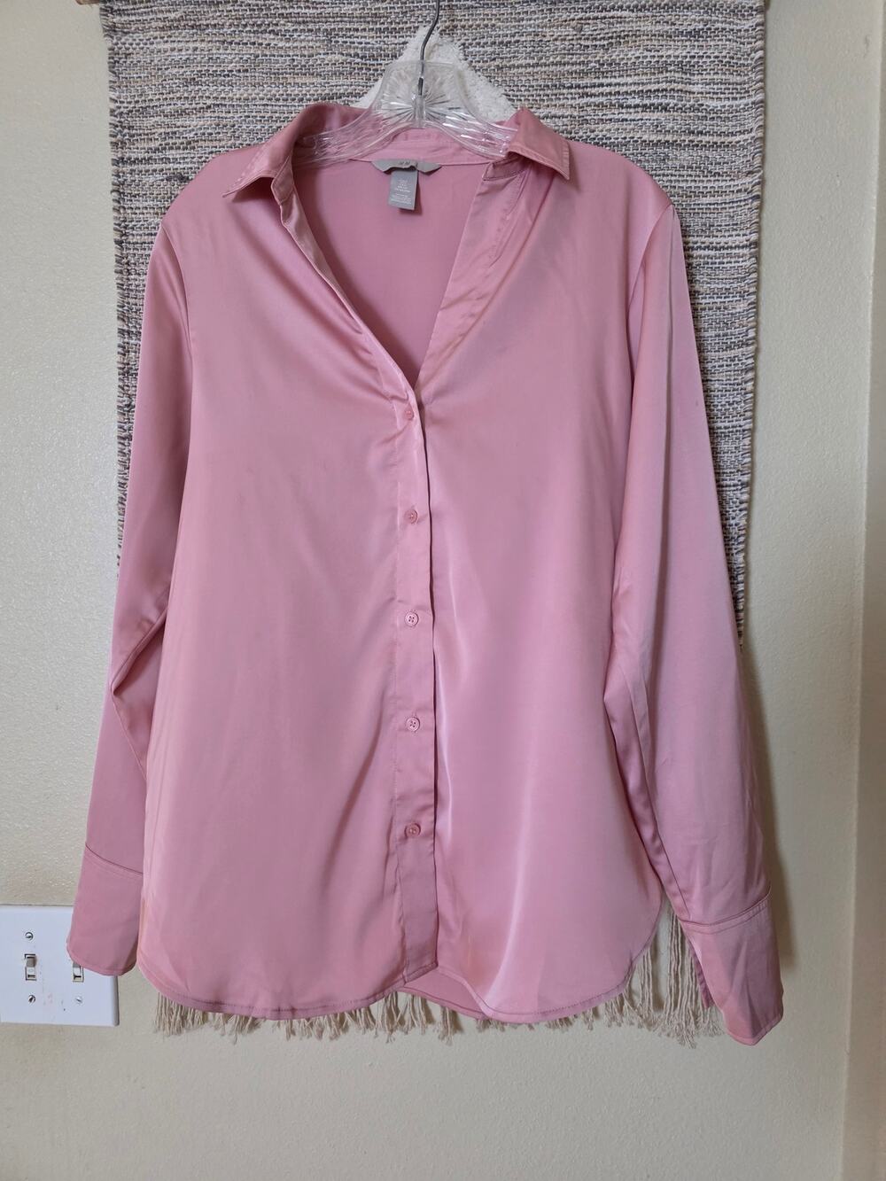 H&M Pink Blush Button Front Blouse Long Sleeve Collared Shirt Women’s S